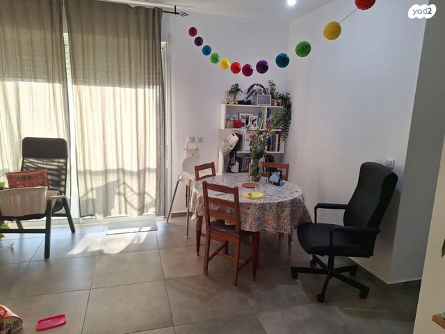 רועי קליין 18