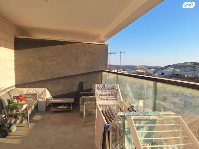 דירה, רועי קליין 18, נווה שמיר רמת בית שמש ה-1, בית שמש