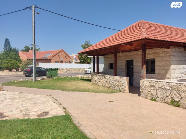 השחר 1