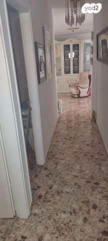 דירת גן, בר אילן 1, בן גוריון, שדרות