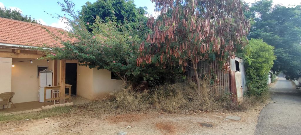 בית פרטי/ קוטג', הדקלים, מרכז פרדס חנה, פרדס חנה כרכור