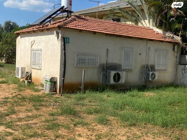 בית פרטי/ קוטג', אברבנאל, גאולים, כפר סבא