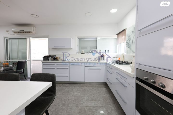 דירה, דב הוז 8, נאות הרצל, נתניה