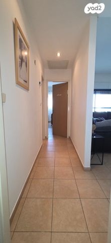 דירה, הרב צבי יהודה 2, באבוב, בת ים