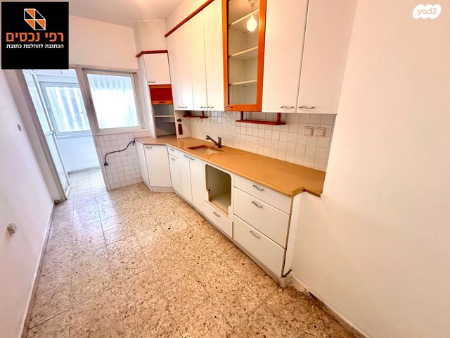 דירה, שמעון בן צבי, שטח 9, גבעתיים