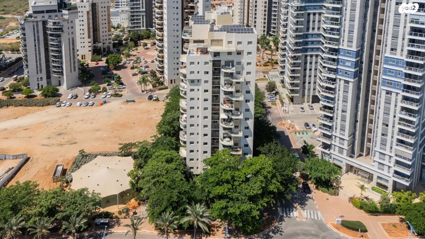 דירה, הצוקים 10, עין הים, חדרה