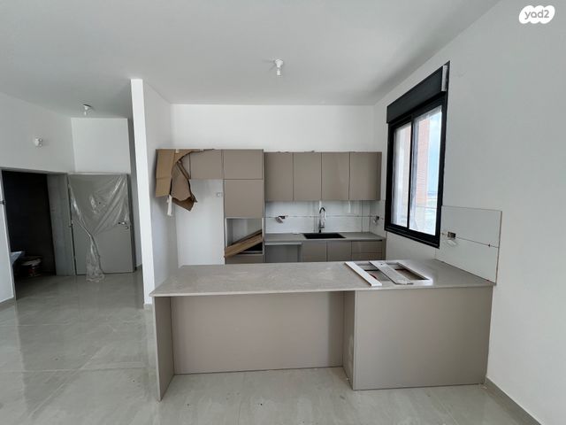 גג/ פנטהאוז, דרך בר יהודה, נשר