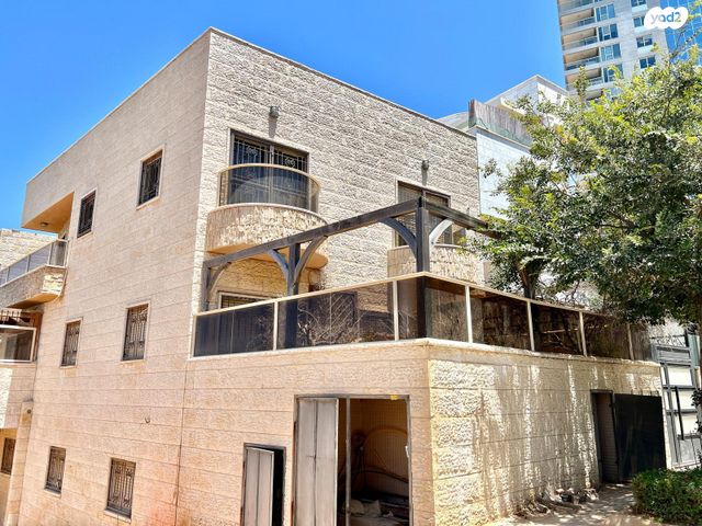 דו משפחתי, הקבלה 15, נוף הטיילת, נתניה