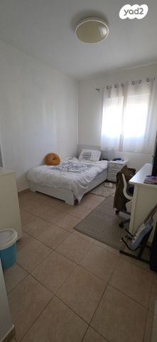 דירה, הרב צבי יהודה 2, באבוב, בת ים