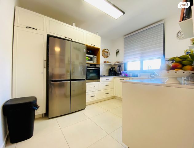 דירה, שעריים, רחובות