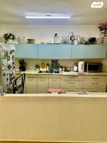 דירה, אחד העם, א' / צפון מזרח העיר, רחובות