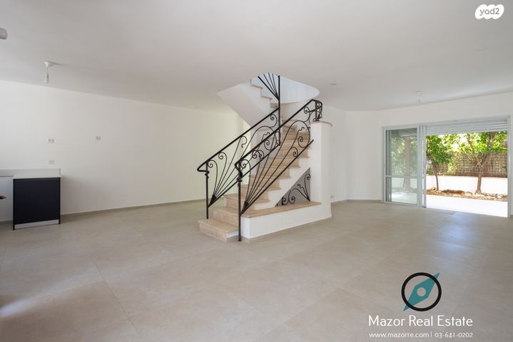 הרצליה הצעירה