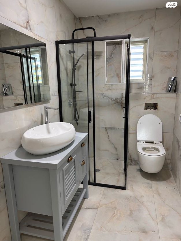 דירה, הראשונים, קרית חיים מזרחית, חיפה