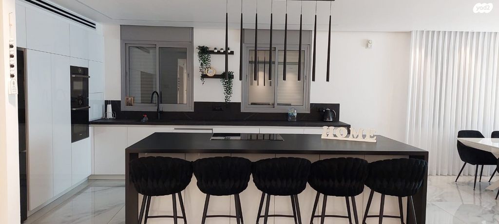 גג/ פנטהאוז