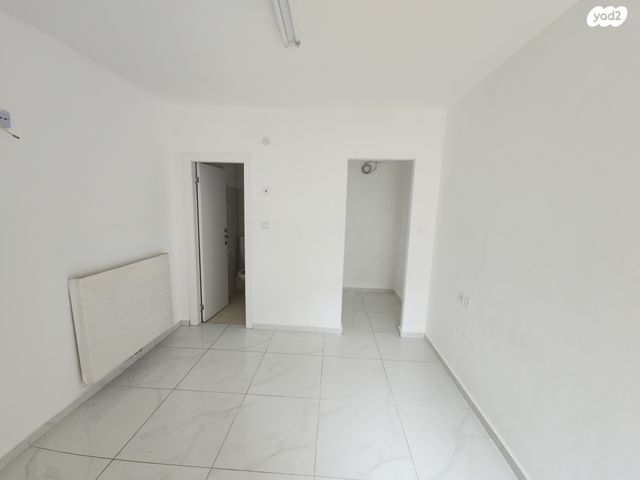 דירת גן, העמק, צור הדסה