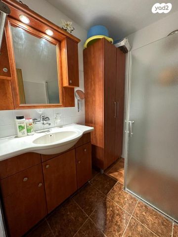 דירה, נתיבות