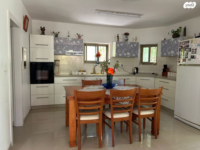 בית פרטי/ קוטג', הלולב, קרית יערים, גבעת זאב