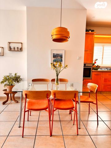 דירה, מגדיאל, הוד השרון