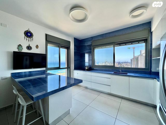 דירה, אמנון ליפקין שחק 1, נוף הטיילת, נתניה