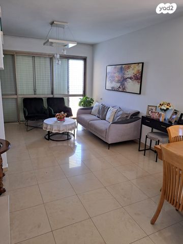 דירה, זאב ברנדה 5, המרכז השקט / מרכז העיר, פתח תקווה