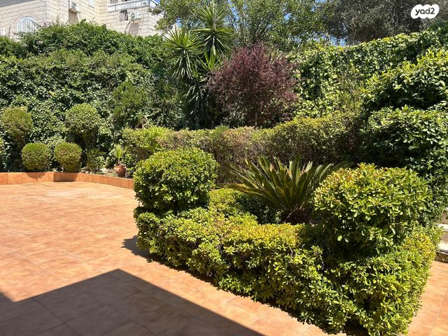 בית פרטי/ קוטג', הלולב, קרית יערים, גבעת זאב