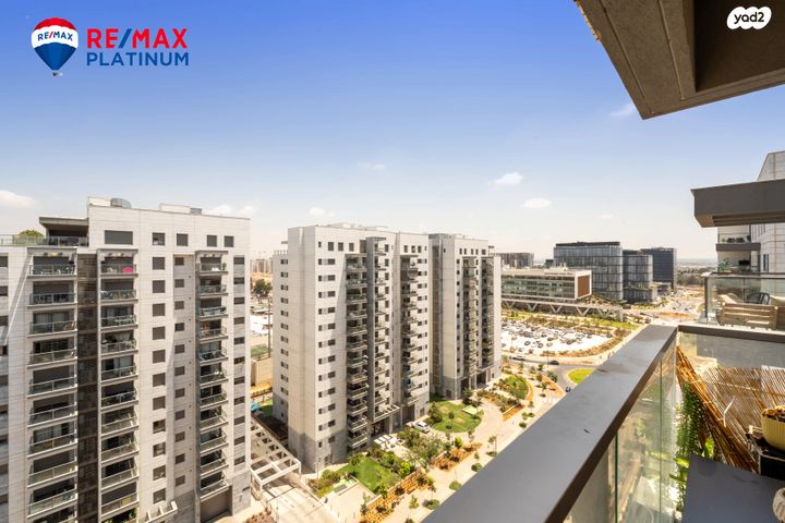 דירה, ענת גוב, צומת סביון, קרית אונו