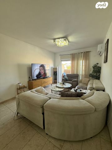 דירה, יצחק בן צבי 6, קרית חיים מזרחית, חיפה