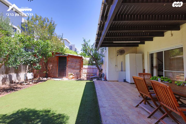 דו משפחתי, השייטת, גן יבנה