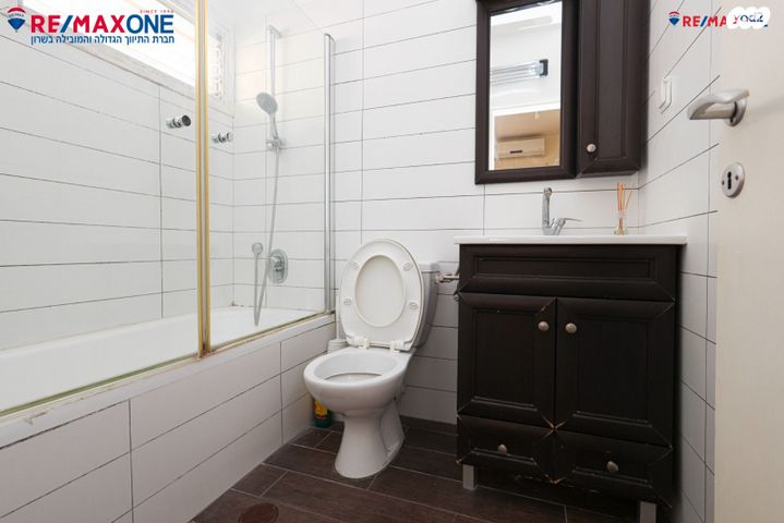 דירה, כפר סבא