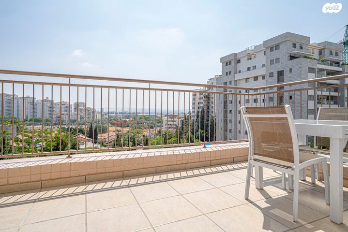 דירה, מגדיאל, הוד השרון