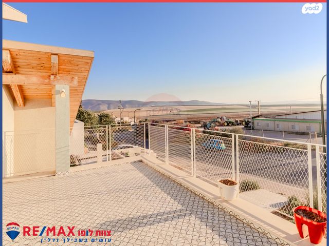 בית פרטי/ קוטג', מולדת, מולדת