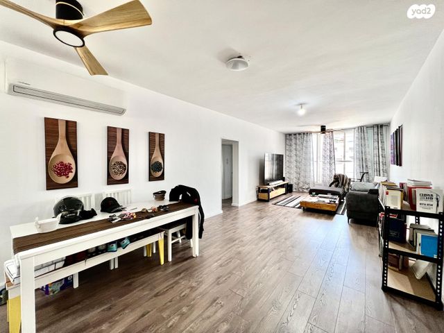 דירה, סמילנסקי 79, מרכז העיר דרום, נתניה