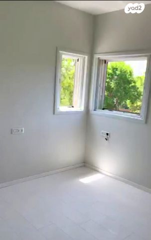 גג/ פנטהאוז, אלון, רמת השרון