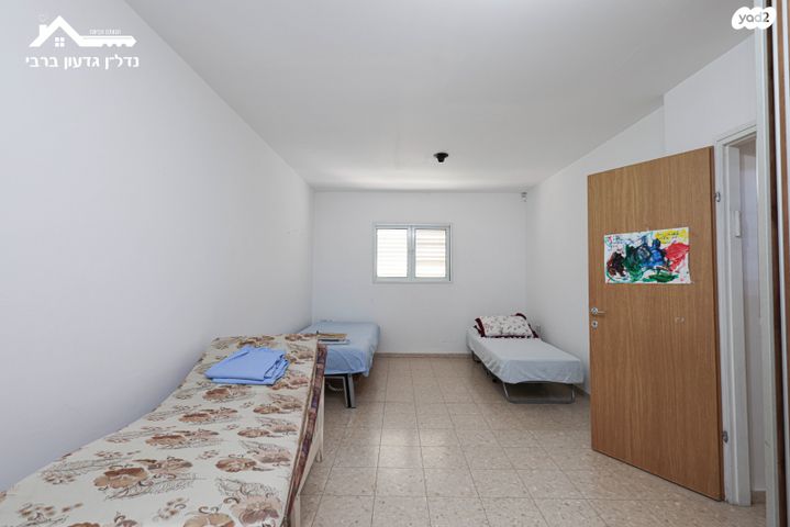 דו משפחתי, השייטת, גן יבנה