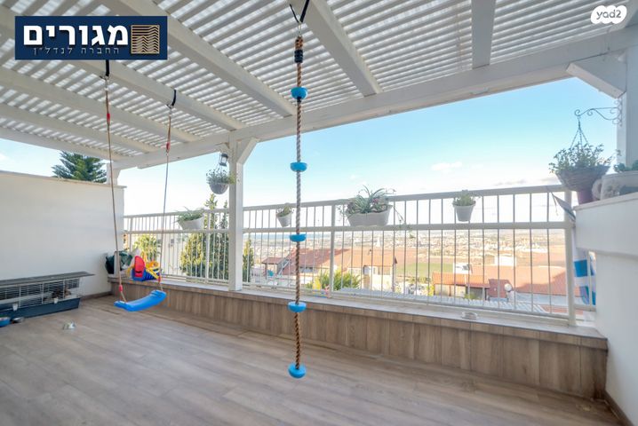 דירה, הנוריות, רמות יצחק, נשר