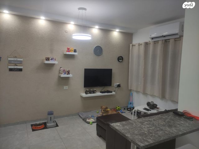 דירה, קרית אתא