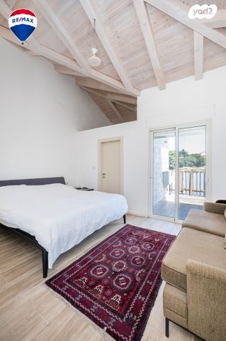 דו משפחתי, זכרון יעקב