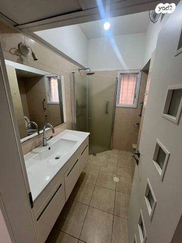 דירה, יוסף חיים ברנר, גרין ועם, חולון