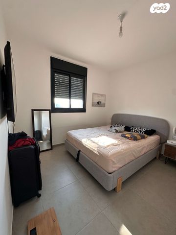 דירה, יאיר שטרן, נאות עוזי, רעננה