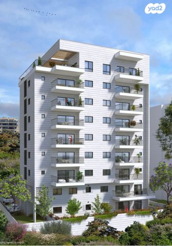 גג/ פנטהאוז, וייצמן 106, עיר, מרכז העיר, נהריה