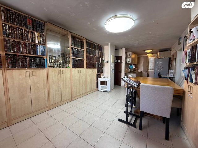 דירה, השילוח 24, קרית שרת מזרח, חולון