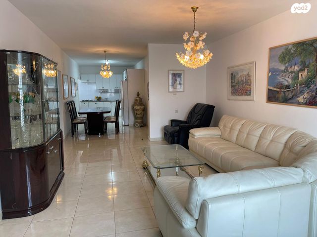 דירה, פתח תקווה