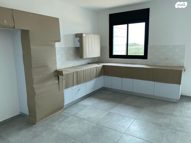 דירה, אור ים, אור עקיבא