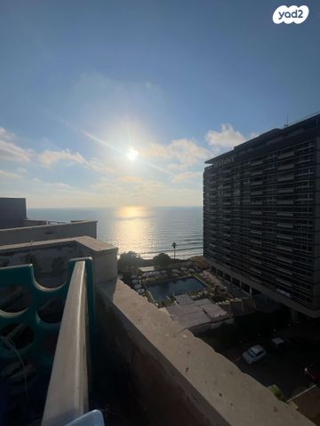 שדרות ניצה 1