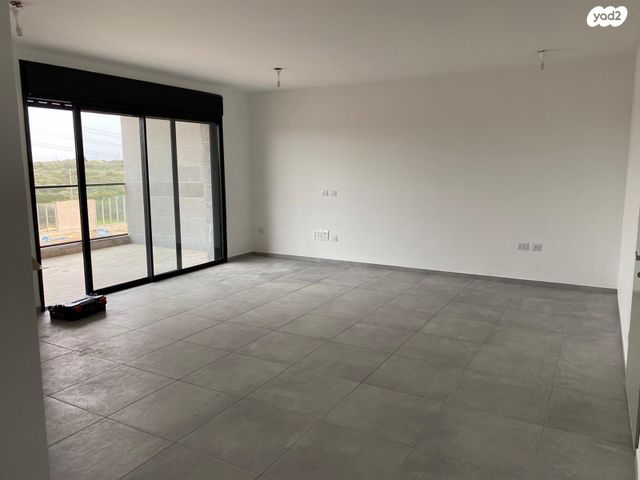 דירה, אור ים, אור עקיבא