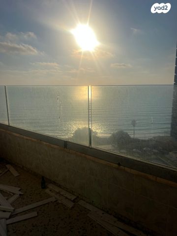 גג/ פנטהאוז, שדרות ניצה 1, צפון מערב מרכז העיר, נתניה