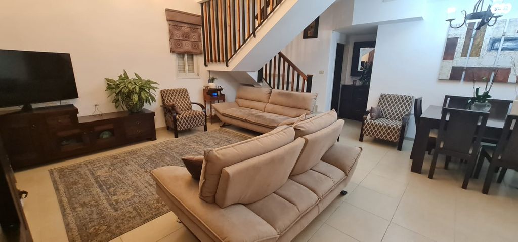 גג/ פנטהאוז, עיר, מרכז העיר, נהריה