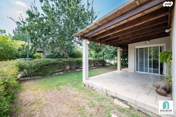 דו משפחתי, רגבים