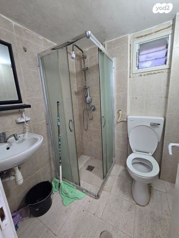 דירה, ארלוזורוב 75, הדר עליון, חיפה