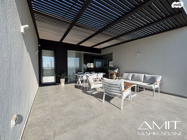 בית פרטי/ קוטג', שרונית, להבים